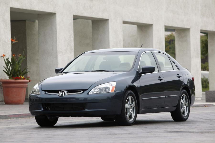  Honda Accord Hybrid America 2005 года  (фото 25 из 69)